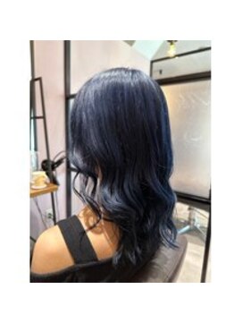 グランミーツ(Grand meets) 透明感抜群◎ブルーカラー