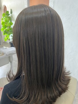 ヘアーワークス ジジ(HAIR works JIJI) ナチュラルグレージュカラー