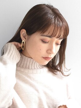 フォープレイス(FOUR PLACE)の写真/【原/小田部/有田】大人女性への新しいデザイン提案。今までにない、≪脱白髪染めカラー≫を体験!