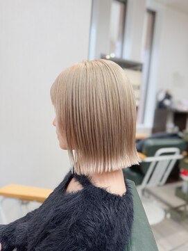 ライズ バイ レボ(RISE by REVO) ハイトーンボブ