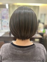 プランタンシエル(printemps CIEL)&nbsp;カーキブラウン×ショートボブ