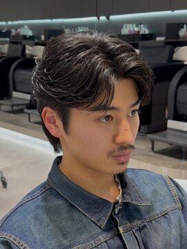 レタッチ バイ フィフス 銀座(RETOUCH by fifth) 新橋メンズパーマフェザーパーマフェザーショートセンターパート