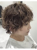 ウィスタリアフィールド アヴェダ(WISTARIA FIELD AVEDA) 【広島】レイヤーボブ/パーマ