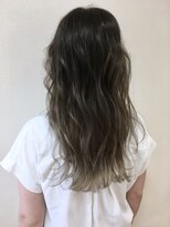 美容室 フラット(FLAT)&nbsp;ダークグレージュ グラデーション