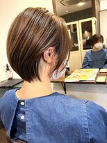 ヘアストーリー リズム(hair story r ism)&nbsp;頭と首をキレイに魅せる、ちょいくびれショート♪30代40代50代