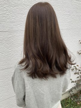 ノルン バイ シェリッシュ(Norn by sheriche) ベージュカラー