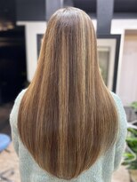 リリー(Lily) うるツヤロング