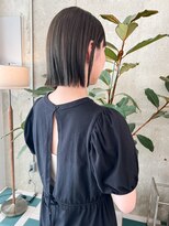 ノエ(noe) 切りっぱなしボブ×透け感グレージュ