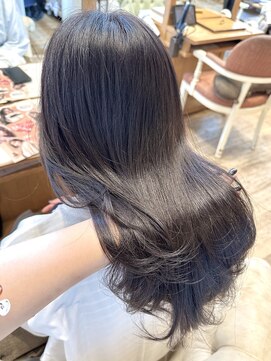 バイオレット 表参道店(Violet) 暗髪でおしゃれに!ラベンダーブラックワンカールレイヤーカット