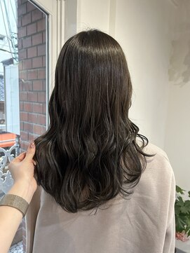 マリン(Marine) 20代30代透明感アディクシーカラーアッシュブラウン