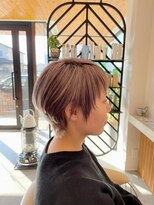 ザイエロー(THE YELLOW)&nbsp;ハイトーンのマッシュショート♪