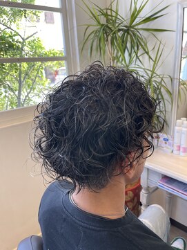 エルベ 茨大前店(elve) 無造作スパイラルパーマ×メンズ黒髪