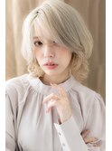 ハイトーンカラーアシンメトリー小顔くびれヘアネオウルフY浦和