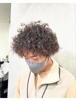 イト(ito)&nbsp;ソフトアフロ/スパイラル/プードルパーマ/もふもふヘア/HIRO
