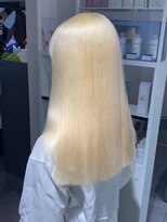 ベレーザ 渋谷(BELEZA)&nbsp;11214ミルクティーベージュ韓国風巻きホワイトブロンドロング