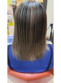 髪質改善セミディ