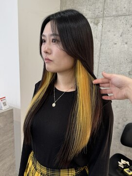 サクラ オモテサンドウ(SAKURA) 隠せるインナーカラー イエロー 推しカラー 表参道