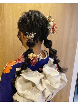 アリスバイブランニューリブ 難波店(ALICE by Brandnew×LIV) 編みおろしツインヘア