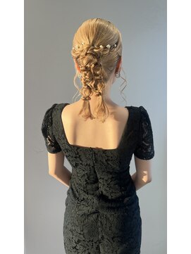 カシェ シモムラ(Cashe'e SHIMOMURA) 髪質改善/ダブルカラー/ブリーチ/インナーカラー/レイヤーカット