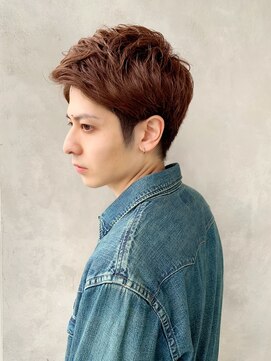 ヒュー 広島(HEW) アップバング/ショートウルフ/ツーブロック/刈り上げ/カジュアル