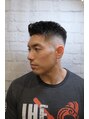 グレイスフル バーバープラチナム 六本木店(Graceful Barber platinum) ビシッと男らしくキメるハイフェードスタイル。