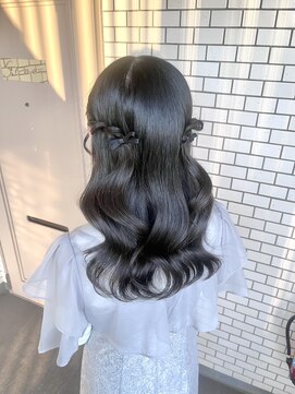 フェリーチェ(Felice) ハーフツイン ダウンスタイル ヨシンモリ 参列ヘア デートヘア