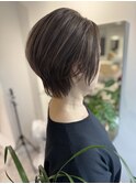 白髪ぼかし白髪ぼかしハイライトショートヘアレイヤー40代50代