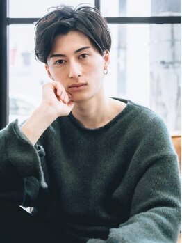 ラフだけど、どこか目を引くデザイン性の高いスタイルが人気！高い技術で、仕上がりにも大満足◎