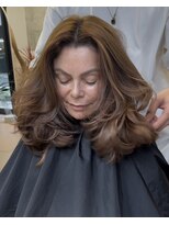 ヌエン 渋谷(NU/EN)&nbsp;海外ガールレイヤーカット/バタフライカット/ハッシュカット