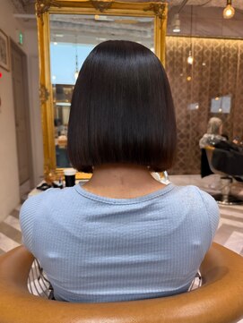 ロンドアベニール 北千住(Lond avenir) オリーブグレー/韓国風巻き/レイヤーカット/髪質改善/縮毛矯正