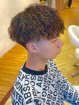 イーストハムアネーロ(EAST HAM anello)&nbsp;メンズカット/強めツイスパ/ハイライト