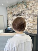 ショートボブ×ミルクティーベージュ