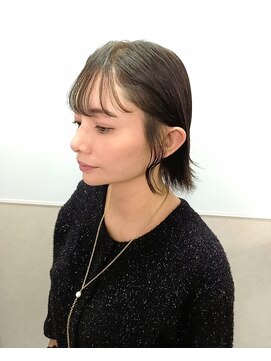 【タイトタッセルボブ】仕事中邪魔にならないスタイル