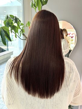 ブリーチなし暖色系◎艶感カシスレッド/ボルドーで大人可愛い