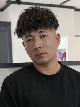 ログ(LOG) シャドウパーマ ツイストスパイラル メンズ 高松