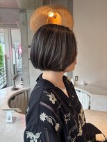 ロエ(loe)&nbsp;ボブスタイルと地毛ハイライト