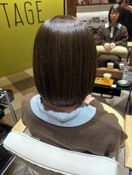 エシェル 平塚店(echelle) ぱつっとボブ