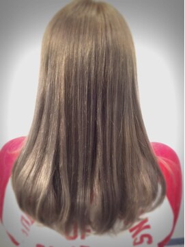 トムキャット(TOM CAT) 【新宿・TOMCAT】ベージュ系クリアカラー