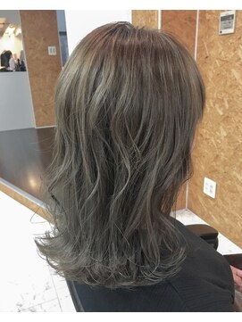 ハグ(Hug) 切りっぱなし wavebob