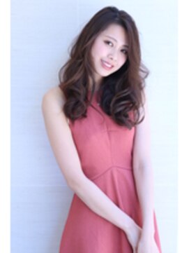 オーロ 緑地公園店(ORO) 大人可愛いセンターパートヘア