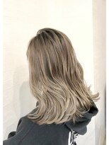 コレット 大宮(collet)&nbsp;ハイトーンベージュ　appri大宮　山崎