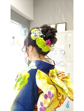 美容室 アネックス(ANNEX) ヘアアレンジ 振袖 着付け 生花を使ったヘア