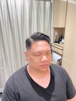 リバティシェアバーバー 銀座(LIBERTY SHARE BARBER)&nbsp;ポンパドール〈銀座〉理容室