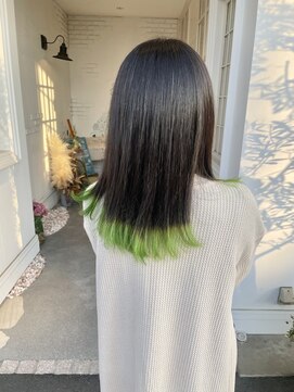 ユイバイラドンナ(Huit by LADONNA) エンドカラー