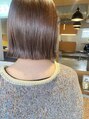サロンズ 鳥栖蔵上店(SALONS)&nbsp;耳にかける長さのパツっとボブです。