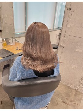 アイズ 横浜(IS) [yasu指名]ミルクティーブラウン/横浜