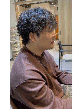 イズミ(Izumi) メンズパーマ+波巻き+ツイスト+スパイラル