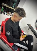 ツイストパーマ　フェードスタイル