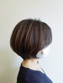 INgの写真/寄り添ったカウンセリングで白髪にお悩みの方でも理想の髪色に近づける事ができます！【白髪ぼかし】