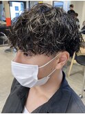 波巻きスパイラルパーマメンズマッシュパーマツイストパーマ